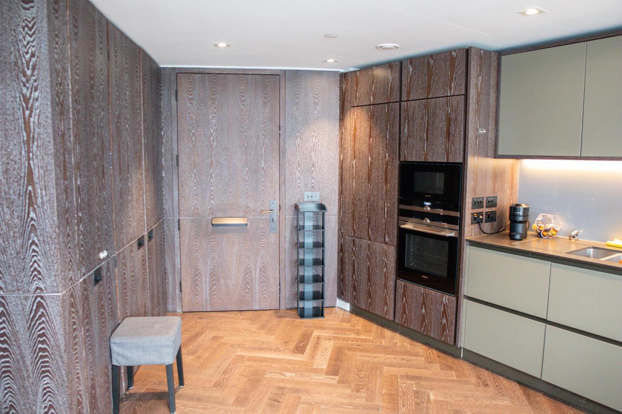 Luxury Apartment Steps From Battersea Power St And Close To Victoria & Chelsea Londra Dış mekan fotoğraf