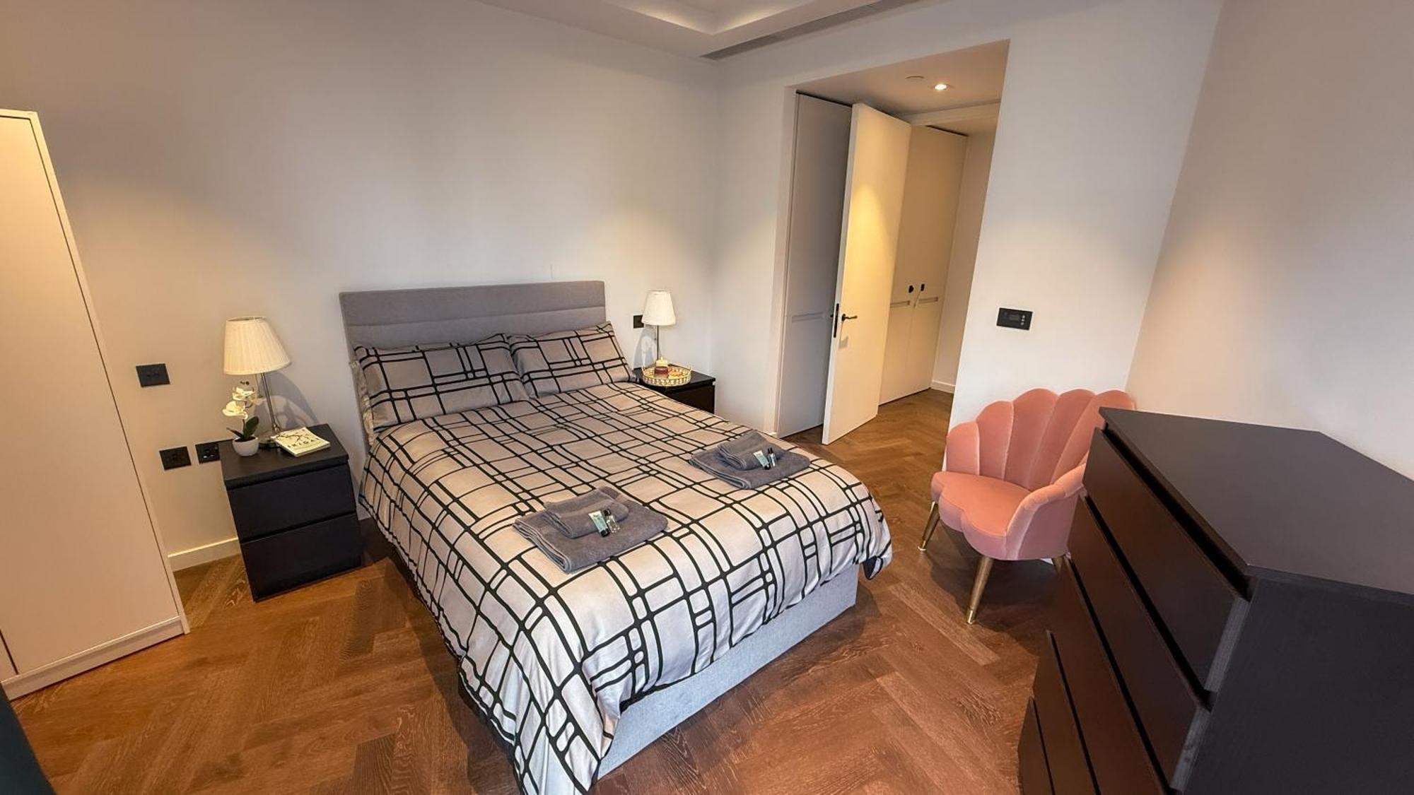 Luxury Apartment Steps From Battersea Power St And Close To Victoria & Chelsea Londra Dış mekan fotoğraf