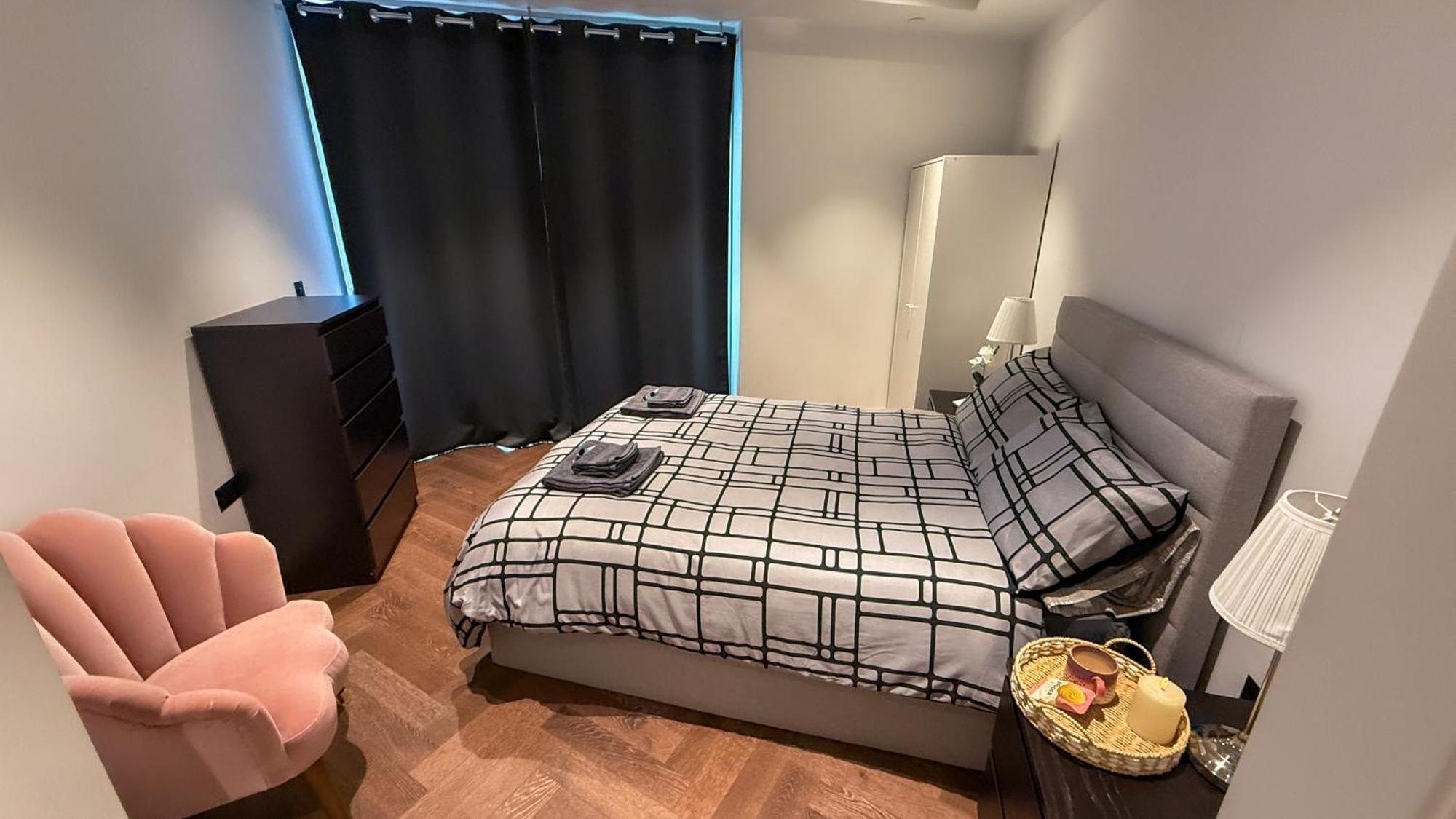 Luxury Apartment Steps From Battersea Power St And Close To Victoria & Chelsea Londra Dış mekan fotoğraf